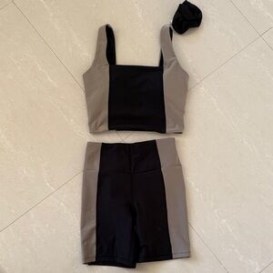 YPB Abercrombie Sculpt Black and Gray Two-Piece Activewear Set